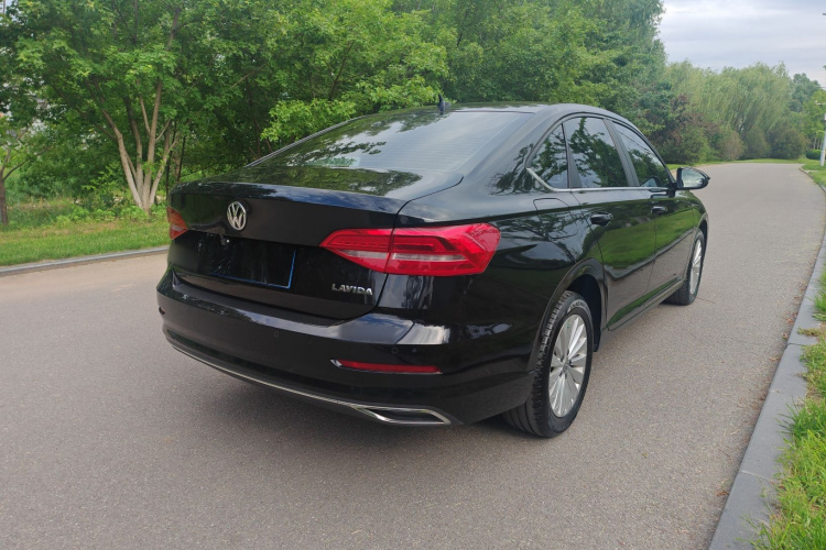 Volkswagen Lavida 2019 #6 Volkswagen Lavida 2019 car image #6
