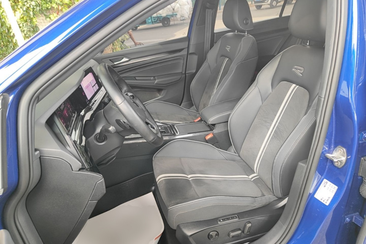 Volkswagen Golf 2021 #15 Volkswagen Golf 2021 car image #15