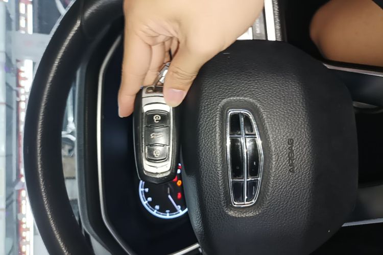 GEELY Vision X6 2021 صورة سيارة #14