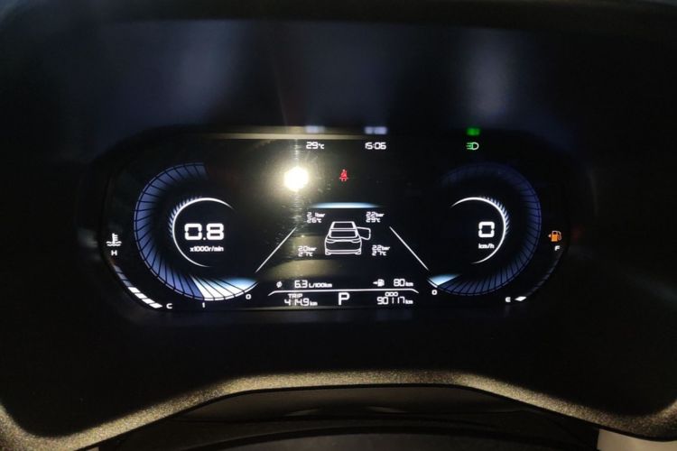 GEELY Emgrand 2022 #12 GEELY Emgrand 2022 car image #12