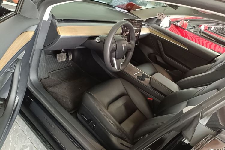 Tesla Model 3 2023 #16 Tesla Model 3 2023 car image #16