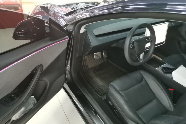 Tesla Model 3 2024 #16 Tesla Model 3 2024 car image #16