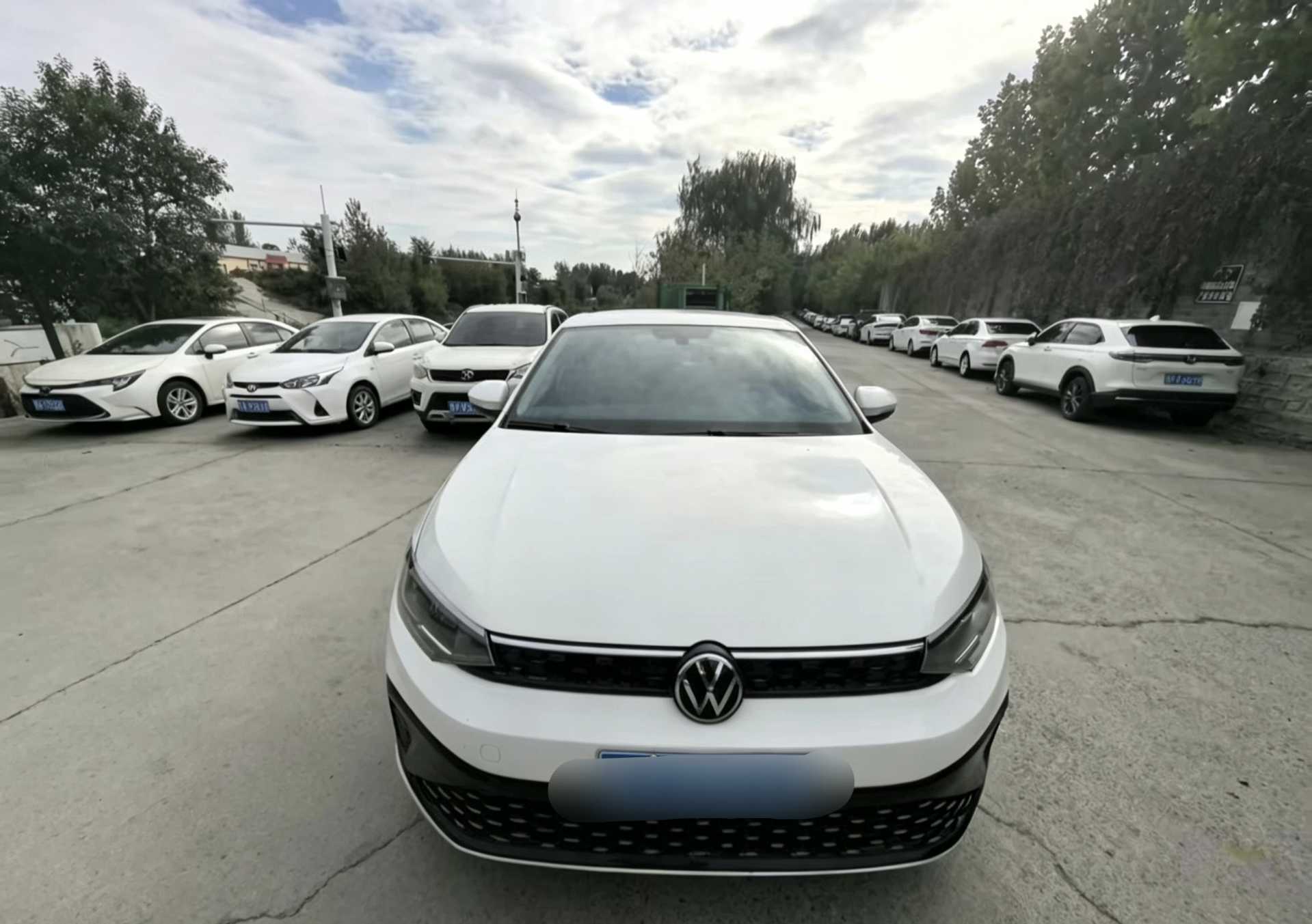 Volkswagen Lavida 2023 #2 Volkswagen Lavida 2023 car image #2