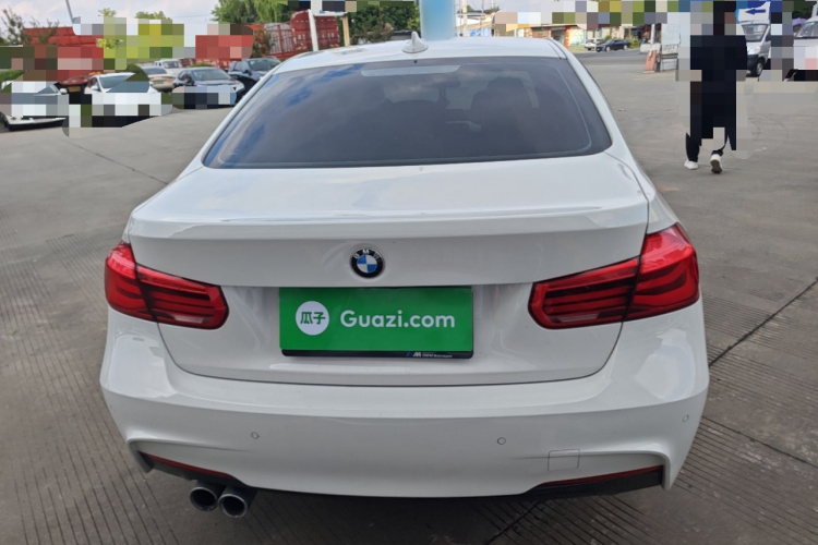 BMW 3 Series 2018 car image #6
