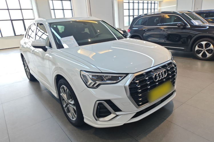 Audi Q3 2020 #4 Audi Q3 2020 car image #4