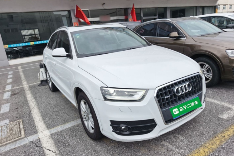 Audi Q3 2014 #4 Audi Q3 2014 car image #4