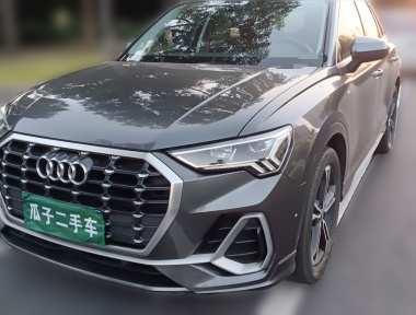 Audi Q3 2022 car image 