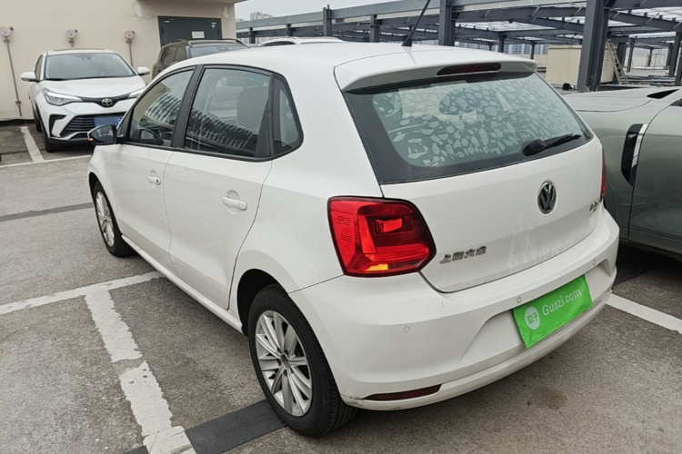 Volkswagen Polo 2015 #5 Volkswagen Polo 2015 car image #5