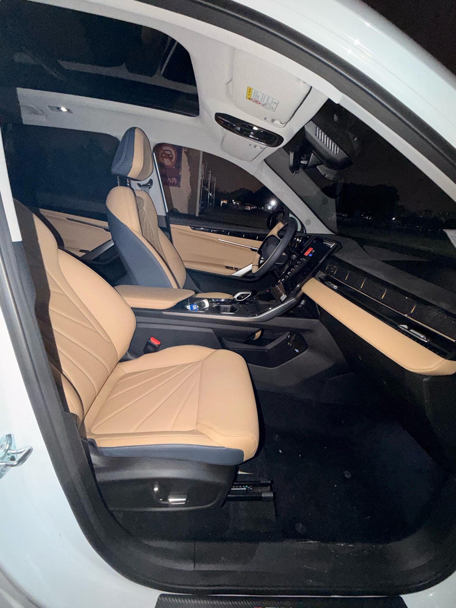 GEELY Boyue L 2023 #7 GEELY Boyue L 2023 car image #7