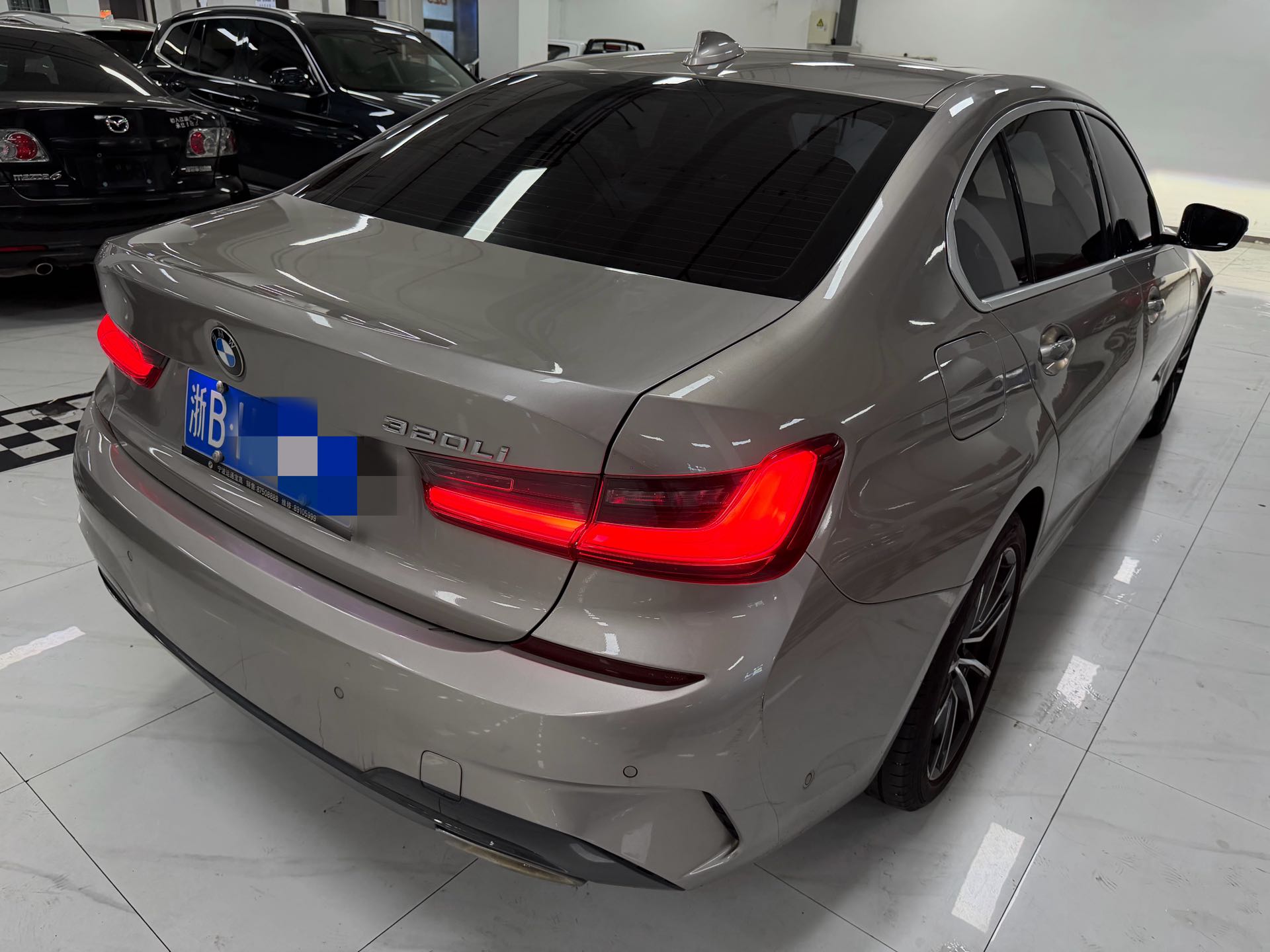 BMW 3 Series 2020 car image #8