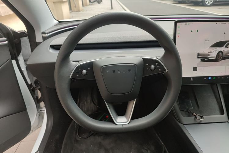 Tesla Model 3 2023 #11 Tesla Model 3 2023 car image #11