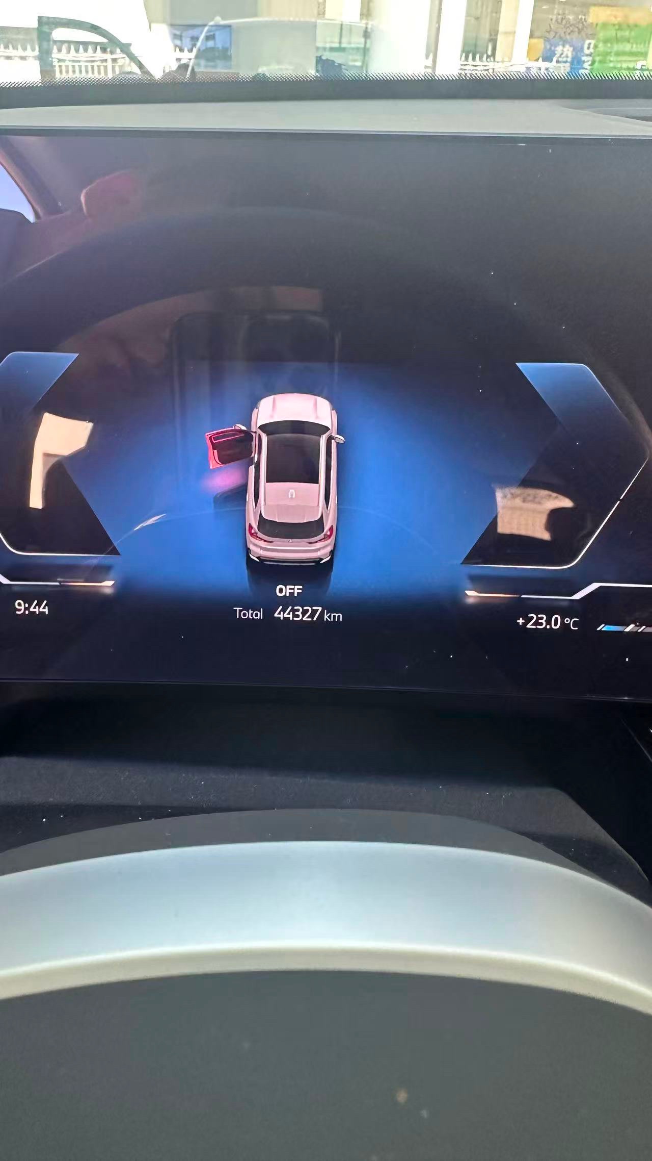 BMW X1 2024 car image #3