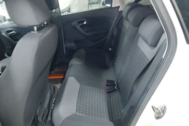 Volkswagen Polo 2018 #13 Volkswagen Polo 2018 car image #13