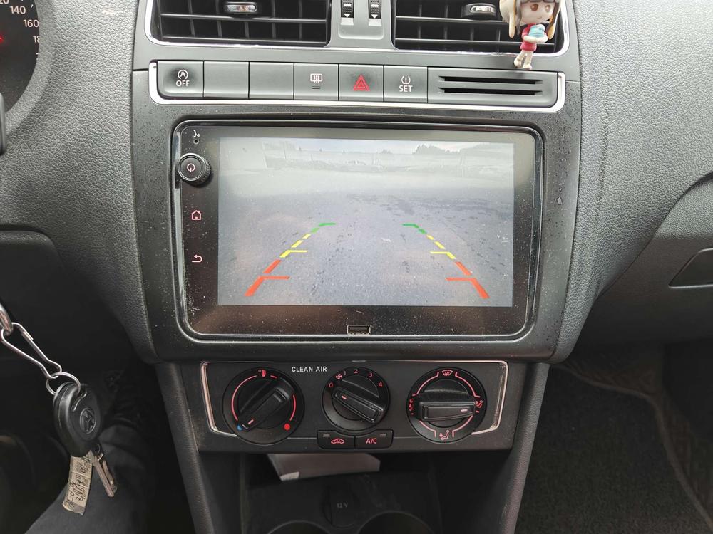Volkswagen Polo 2019 car image #7