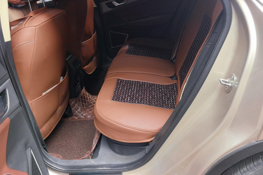 GEELY Emgrand GS 2018 car image #5