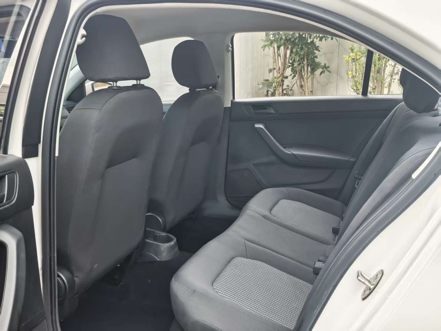 Volkswagen Santana 2020 car image #7