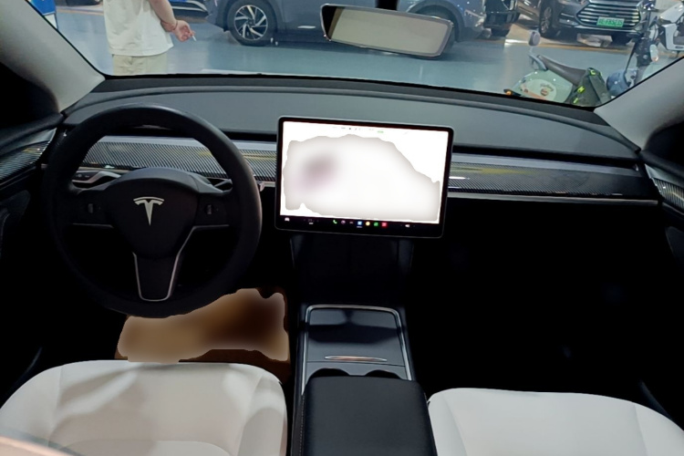 Tesla Model Y 2022 #10 Tesla Model Y 2022 car image #10