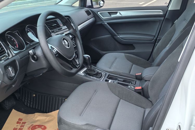 Volkswagen Golf 2018 #15 Volkswagen Golf 2018 car image #15