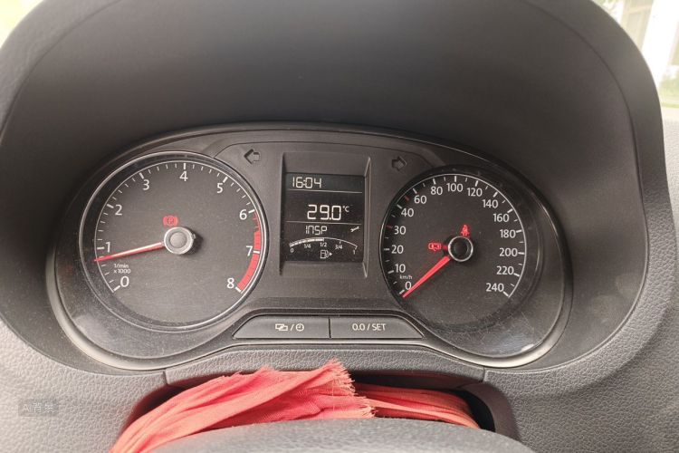 Volkswagen Polo 2017 #13 Volkswagen Polo 2017 car image #13