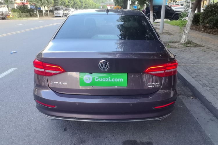 Volkswagen Lavida 2019 #6 Volkswagen Lavida 2019 car image #6