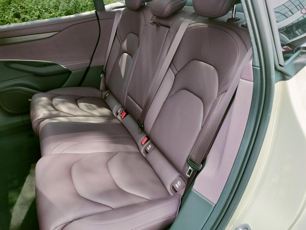 2025 car image #27
