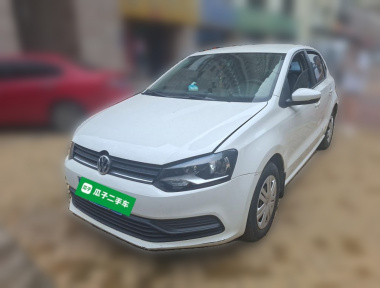 Volkswagen Polo 2015 car image 