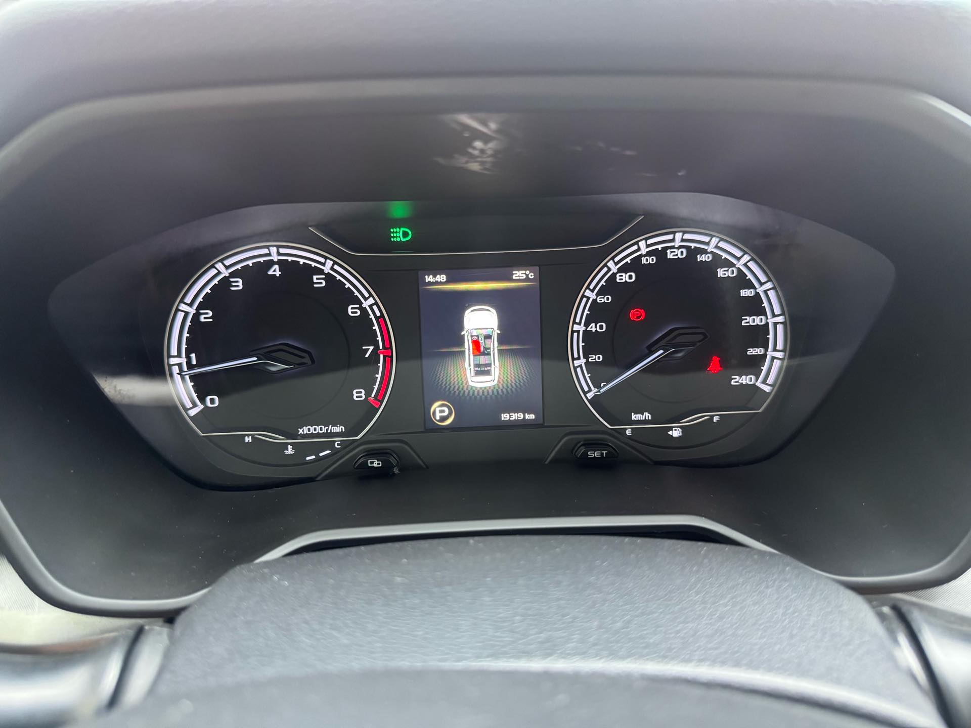 GEELY Vision X6 2022 car image #7