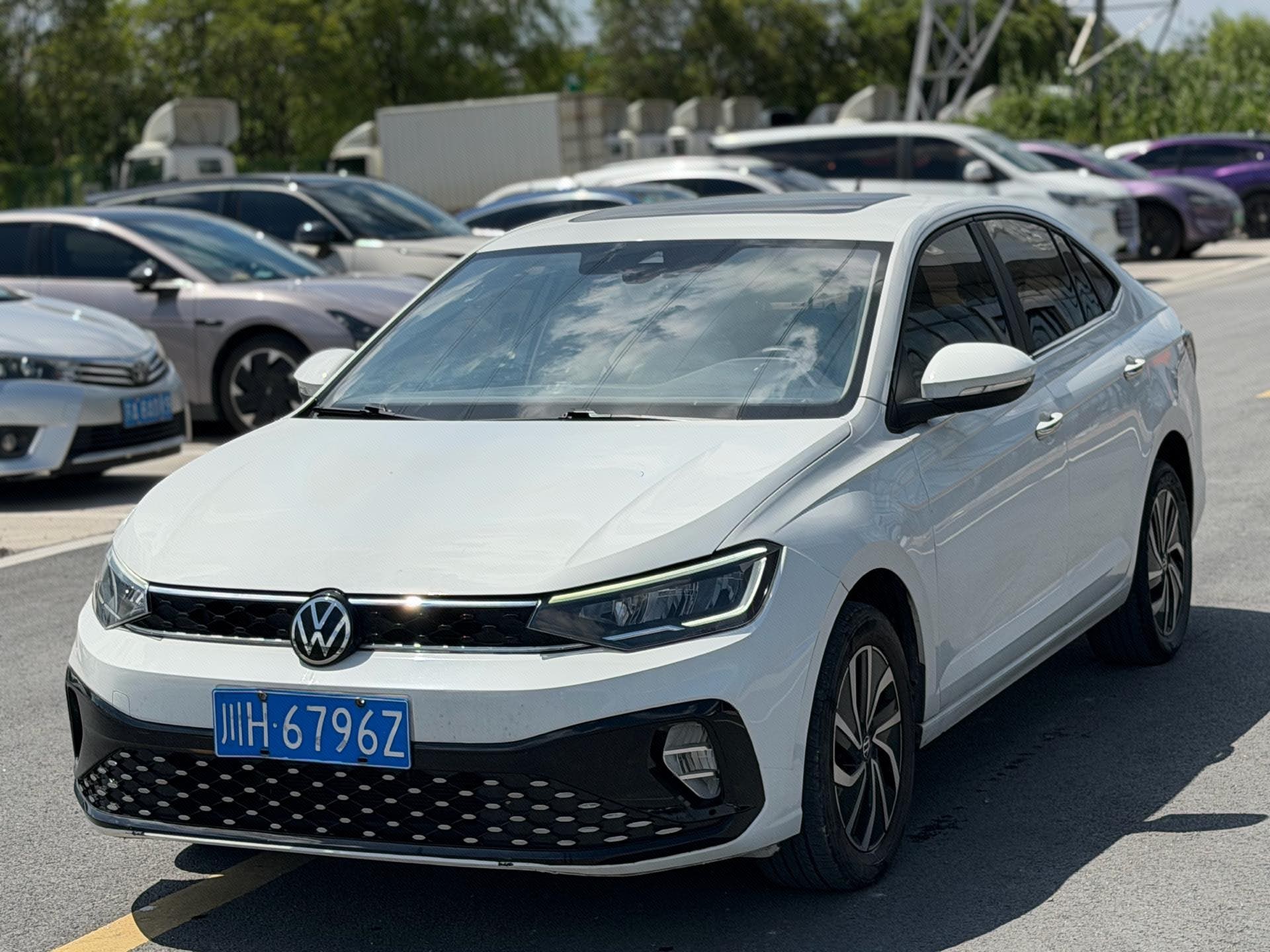 Volkswagen Lavida 2023 car image 