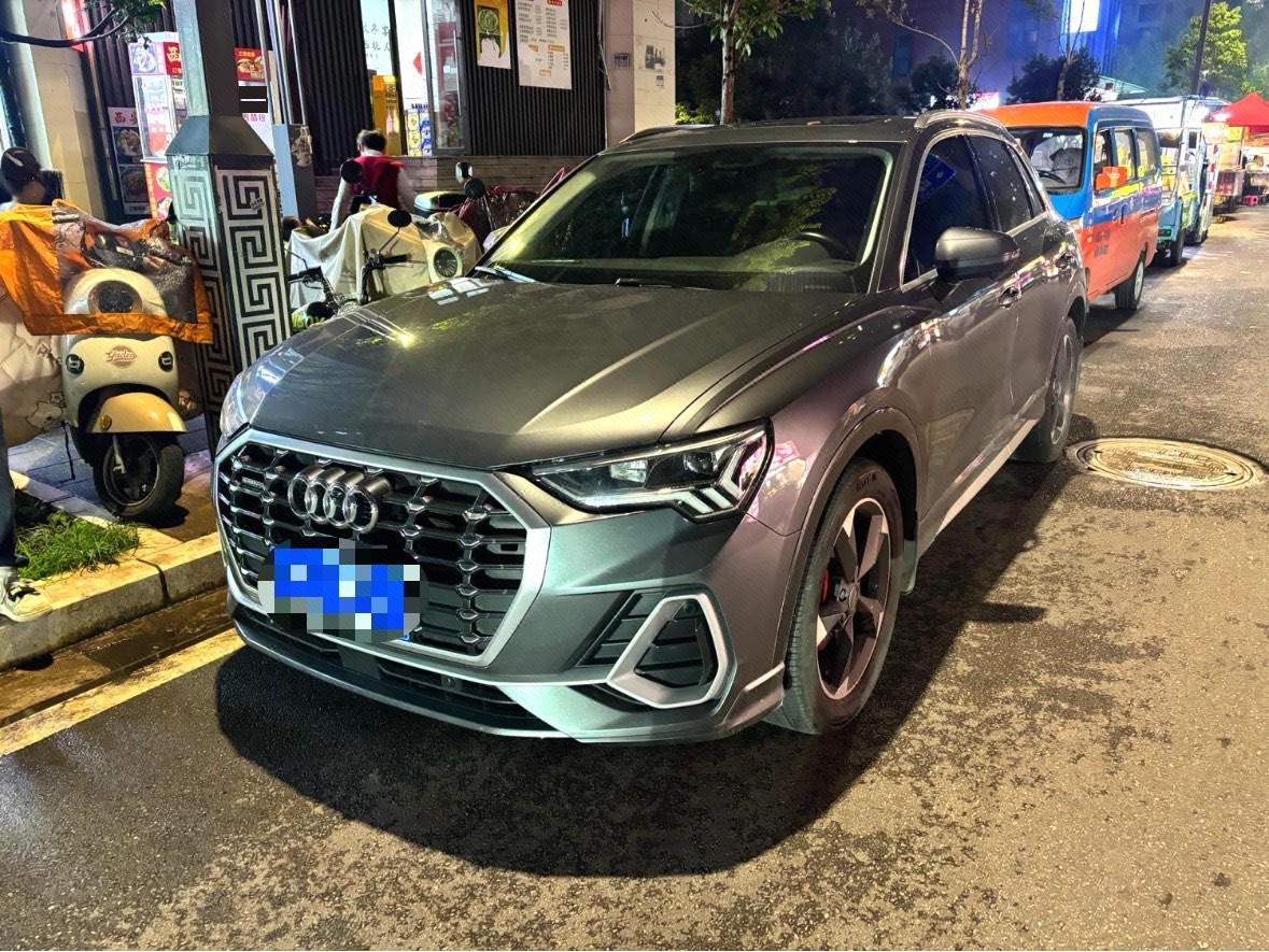 Audi Q3 2019 Audi Q3 2019 immagine di auto