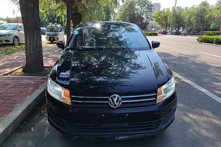 Volkswagen Santana 2017 car image #3