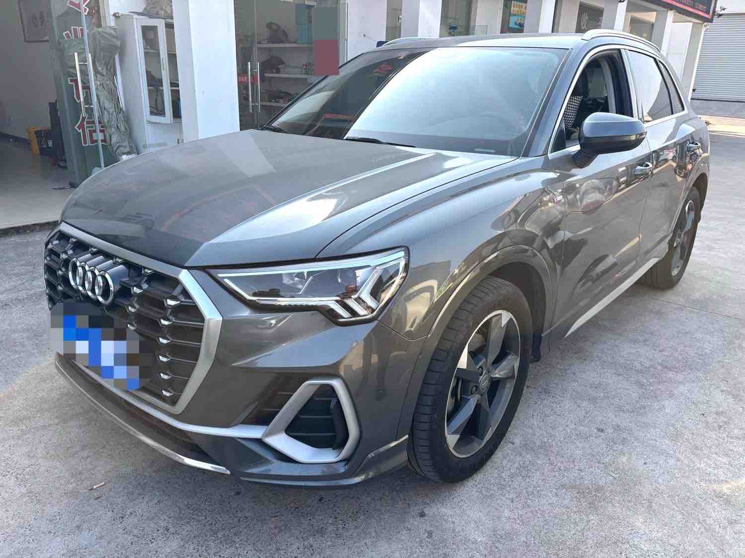Audi Q3 2020 car image 