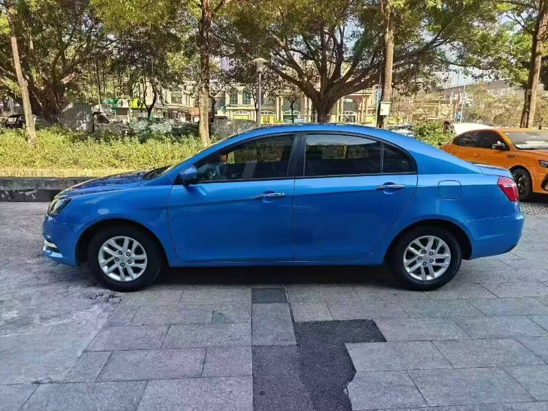GEELY Emgrand 2017 immagine di auto #5