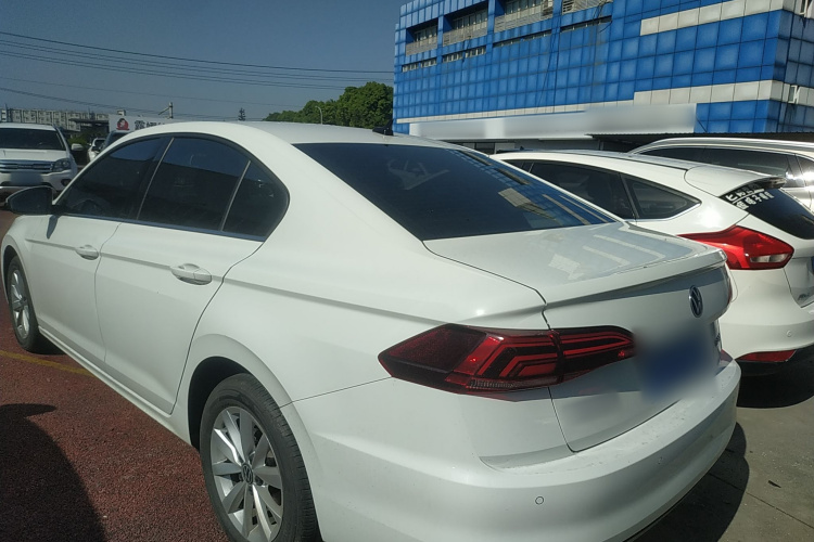 Volkswagen Bora 2021 car image #5