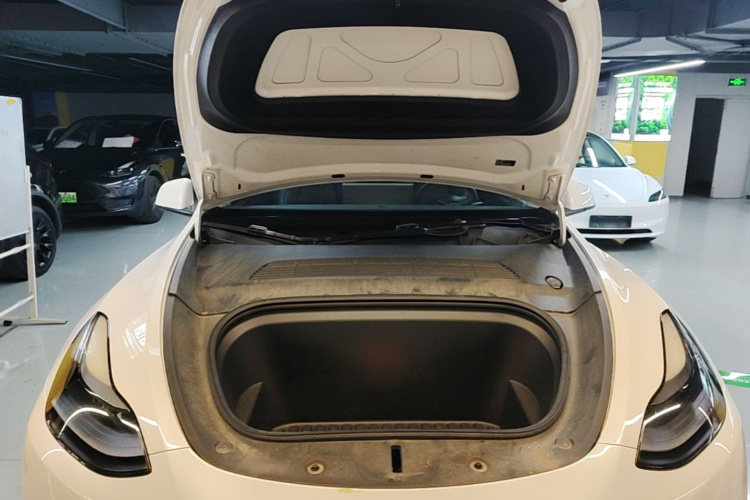 Tesla Model Y 2022 #24 Tesla Model Y 2022 car image #24