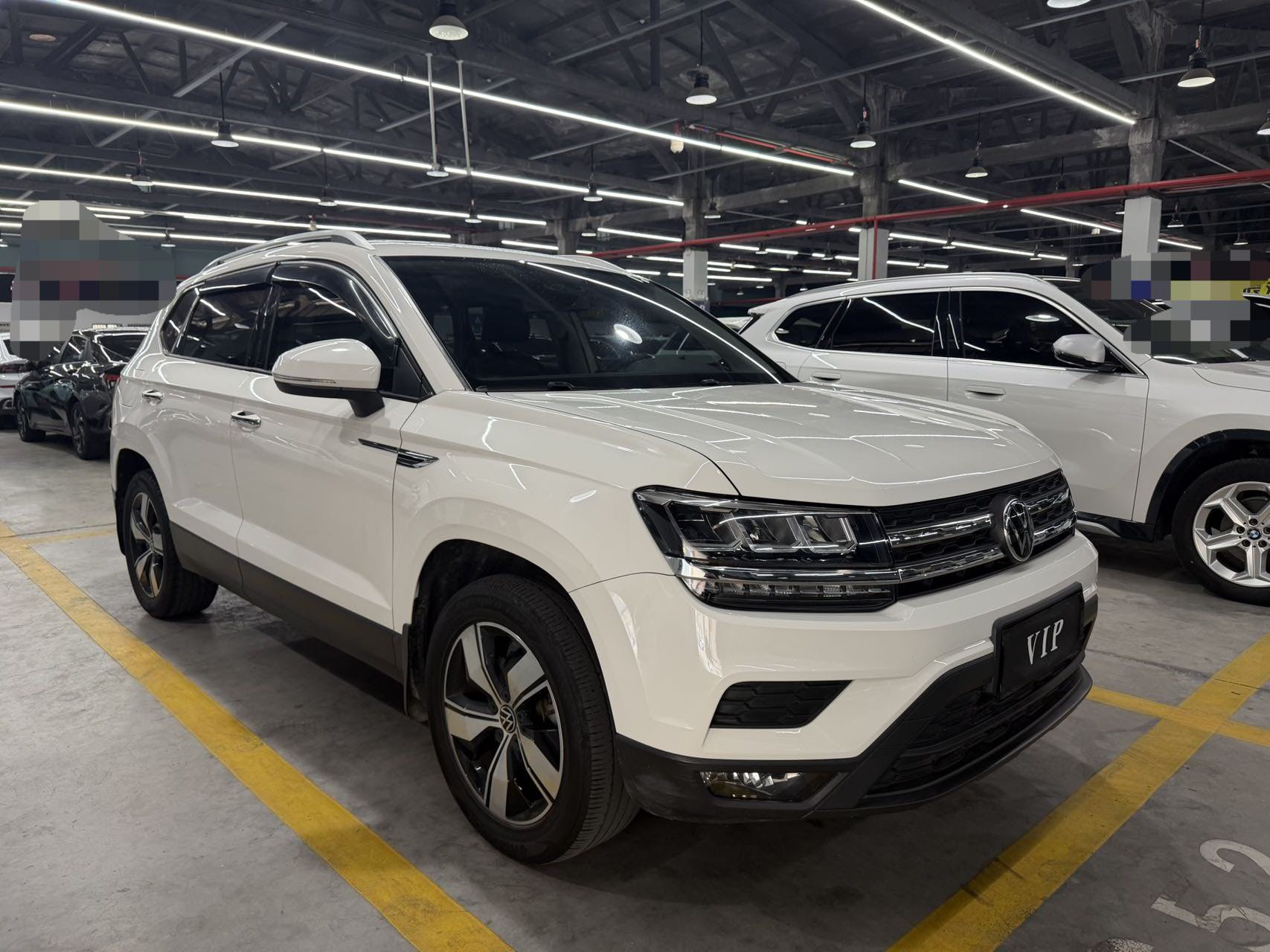 Volkswagen Tharu 2022 immagine di auto #3