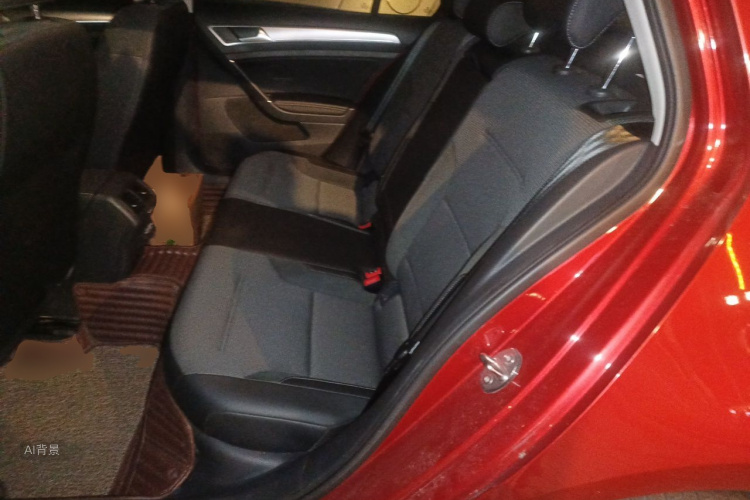 Volkswagen Golf 2020 car image #19