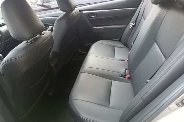 Toyota Corolla 2018 #17 Toyota Corolla 2018 car image #17