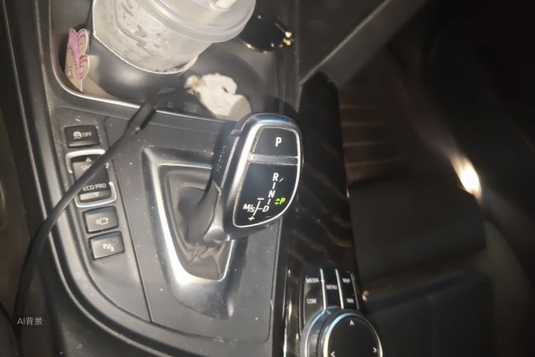 BMW 3 Series 2018 #16 BMW 3 Series 2018 car image #16