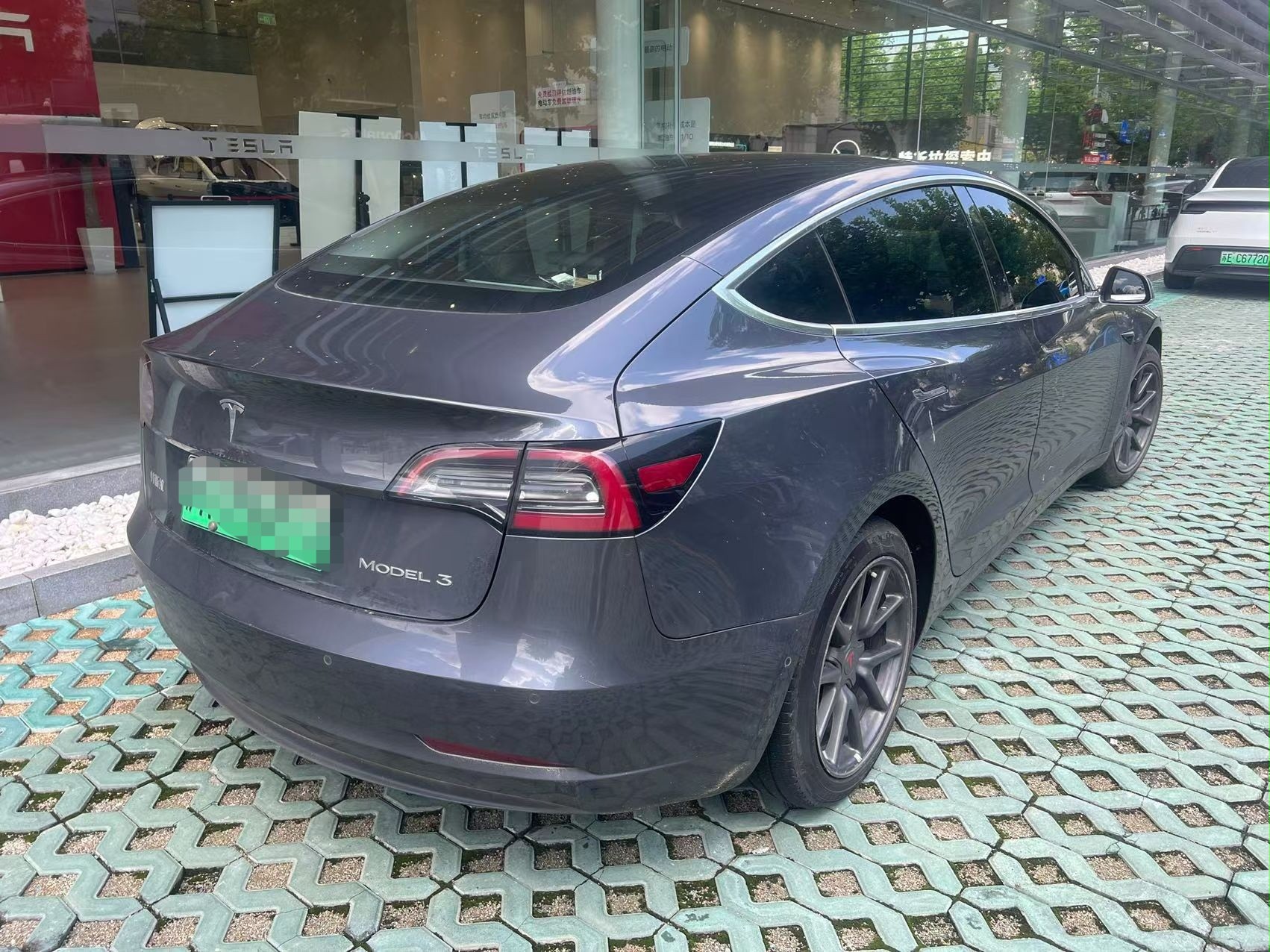 Tesla Model 3 2020 immagine di auto #4