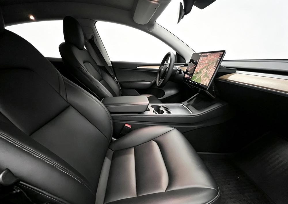 Tesla Model Y 2021 #13 Tesla Model Y 2021 car image #13