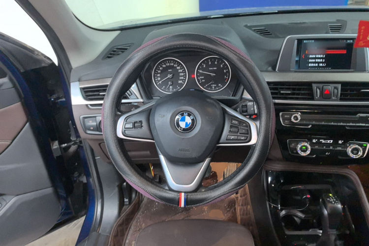 BMW X1 2018 image de voiture #11