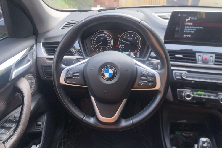 BMW X1 2022 صورة سيارة #12