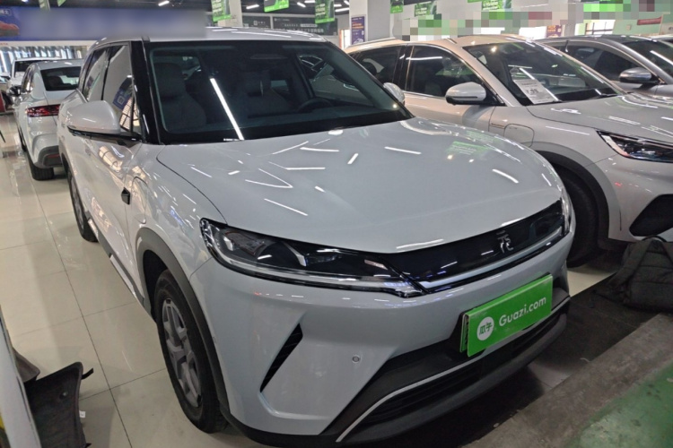 BYD YuanUP 2025 car image #4