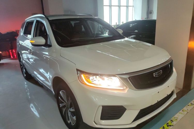 GEELY Vision X6 2020 immagine di auto #4