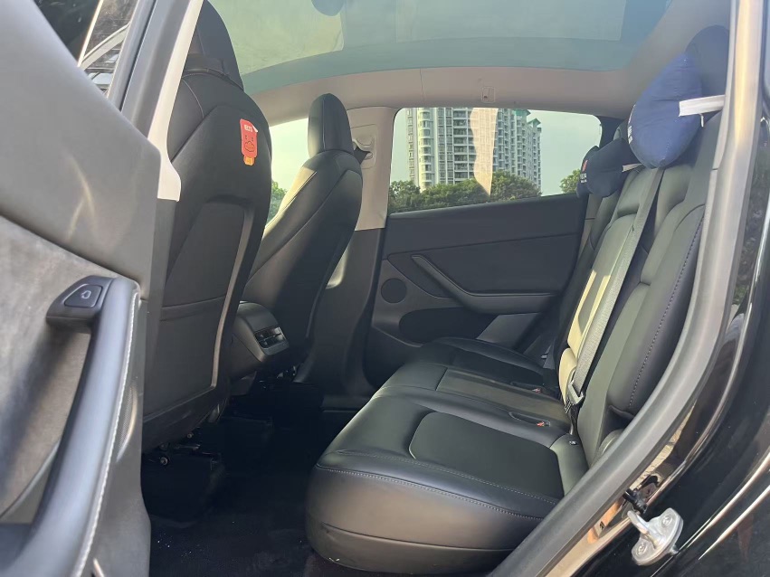 Tesla Model Y 2021 #6 Tesla Model Y 2021 car image #6