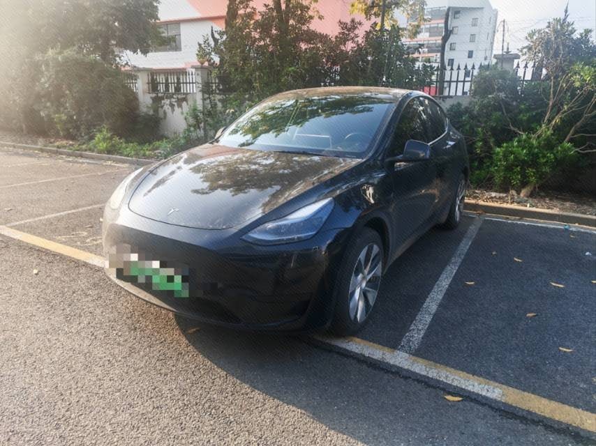 Tesla Model Y 2023 Tesla Model Y 2023 صورة سيارة