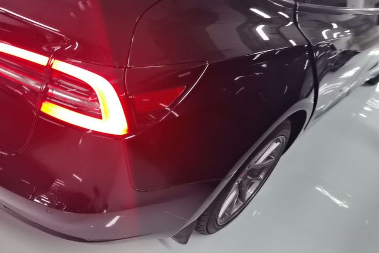 Tesla Model 3 2023 car image #8