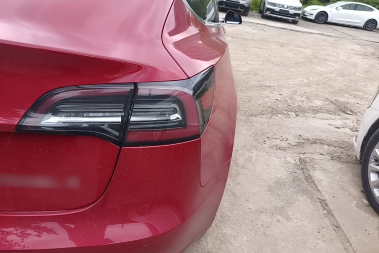 Tesla Model 3 2020 car image #8
