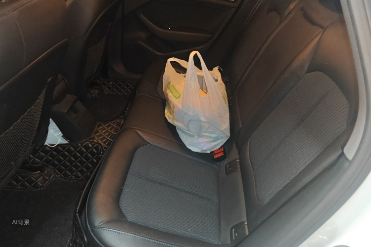 Audi A3 2018 imagem de carro #19