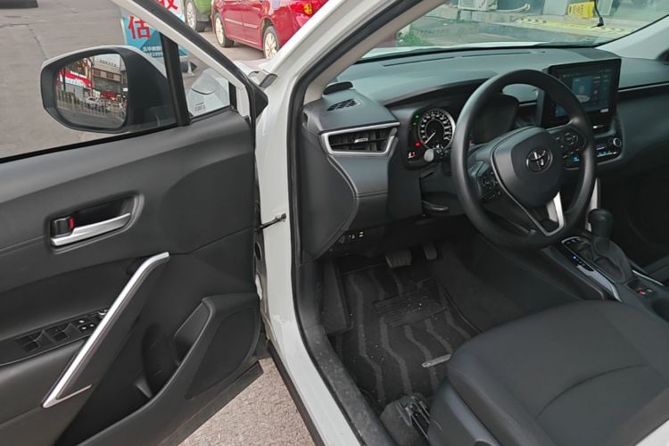 Toyota Corolla Cross 2022 #16 Toyota Corolla Cross 2022 car image #16